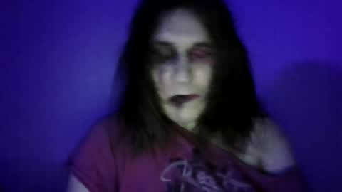 Snapshot of gothic123451 chatting on July 5, 3:02 am Victoriana online show from July 5, 3:02 am