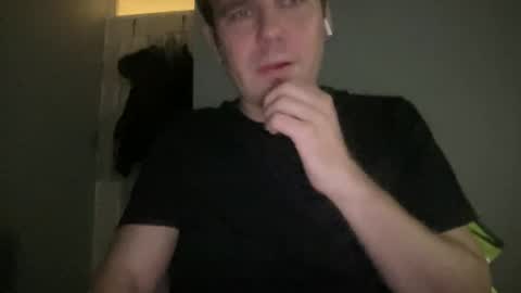 Snapshot of gotitgoin_ chatting on November 11, 2:00 am GotItGoin online show from November 11, 2:00 am