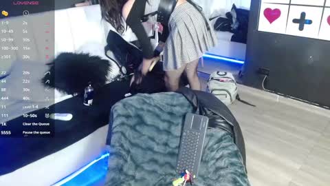 Meredith Alessandra online show from November 15, 4:43 am