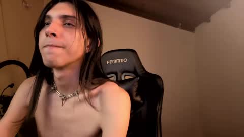Snapshot of gowther__ chatting on May 23, 8:18 am angelito tu novio online show from May 23, 8:18 am