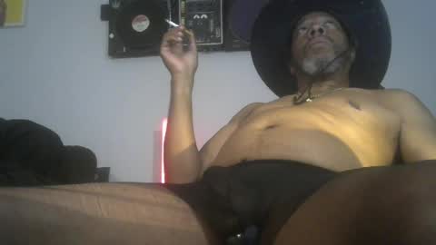 Snapshot of gr8peephole chatting on July 26, 12:41 am gr8peephole online show from July 26, 12:41 am