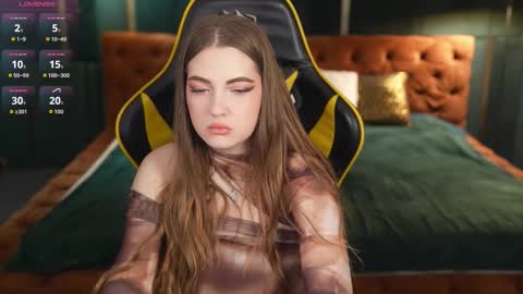 Grace online show from March 28, 11:15 pm