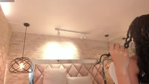 Snapshot of grace_daviss chatting on May 11, 10:32 am GRACE online show from May 11, 10:32 am