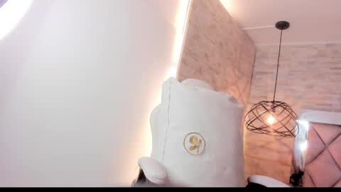 Snapshot of grace_daviss chatting on May 27, 10:56 am GRACE online show from May 27, 10:56 am