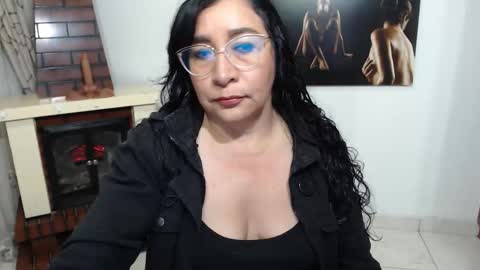 grace_mature_milf online show from October 18, 10:27 am