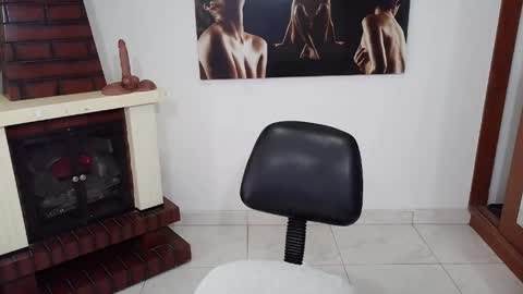 Snapshot of grace_mature_milf chatting on April 20, 11:24 am grace_mature_milf online show from April 20, 11:24 am