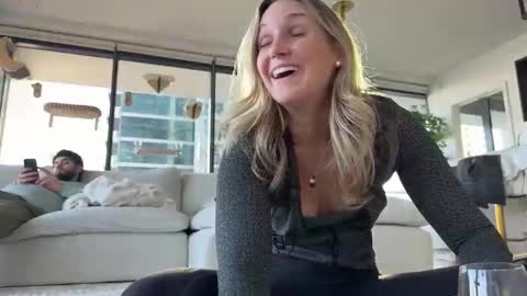 Gracie Mae online show from February 15, 9:55 pm