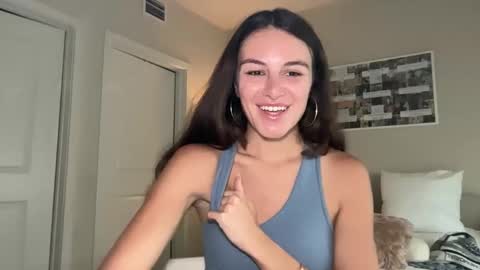 Snapshot of graciesmith27 chatting on April 24, 8:55 pm Gracie Smith online show from April 24, 8:55 pm