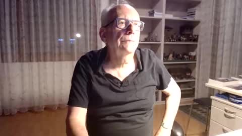 grandpach online show from May 24, 7:35 am