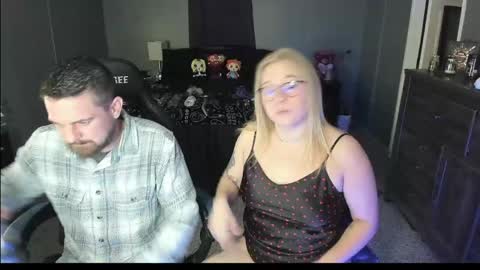 Snapshot of graniteaura chatting on May 7, 1:00 am graniteaura online show from May 7, 1:00 am