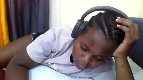 grannylover_ online show from November 6, 5:19 am