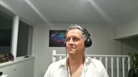 Snapshot of grattitude chatting on February 6, 12:30 pm grattitude online show from February 6, 12:30 pm