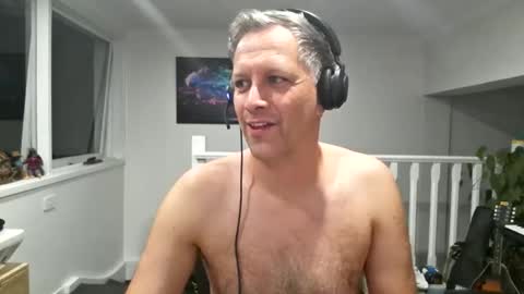 Snapshot of grattitude chatting on February 7, 1:15 pm grattitude online show from February 7, 1:15 pm