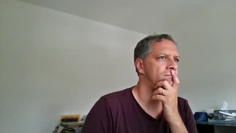 Snapshot of grattitude chatting on February 8, 11:19 pm grattitude online show from February 8, 11:19 pm