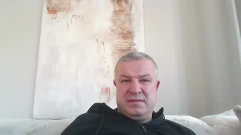 Snapshot of grau197077 chatting on January 19, 12:53 pm grau197077 online show from January 19, 12:53 pm