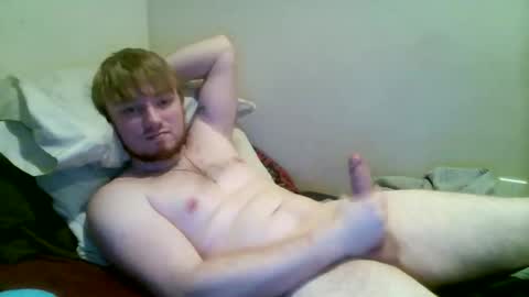 Snapshot of gravewalker22 chatting on February 7, 3:21 am gravewalker22 online show from February 7, 3:21 am