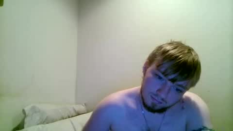 Snapshot of gravewalker22 chatting on February 8, 3:10 am gravewalker22 online show from February 8, 3:10 am