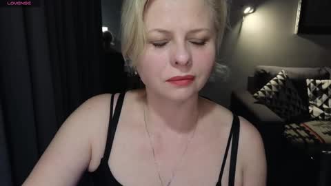 Ray online show from February 26, 8:11 pm