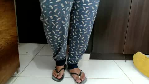 Demian online show from December 5, 3:15 am