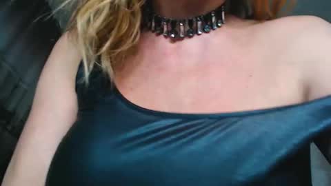 GreatRedhead online show from December 14, 2:01 am