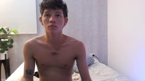 Snapshot of grecia_millercol chatting on February 3, 3:09 am grecia_millercol online show from February 3, 3:09 am