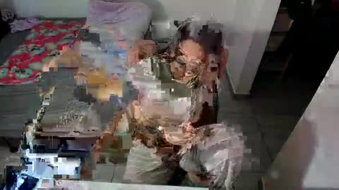 Snapshot of greciaruiz chatting on April 20, 12:46 am GreciaRuiz online show from April 20, 12:46 am