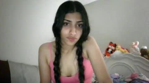 greencheek0 online show from December 3, 4:31 am