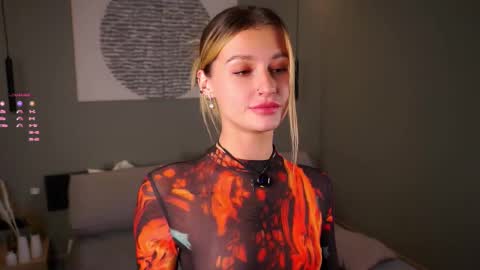 Kelly online show from November 21, 1:10 pm