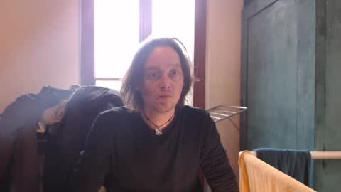 Snapshot of greenmoon88888 chatting on December 18, 12:44 pm Greenmoon online show from December 18, 12:44 pm