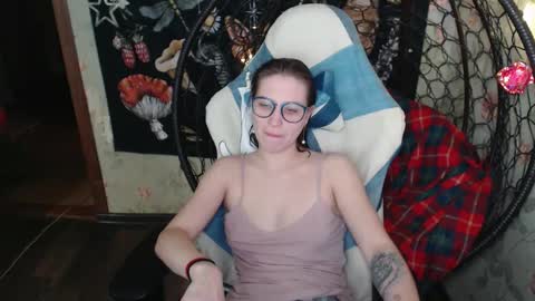 Lina online show from March 29, 10:04 am