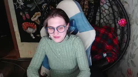 Snapshot of greenwitch9 chatting on April 29, 11:14 am Lina online show from April 29, 11:14 am