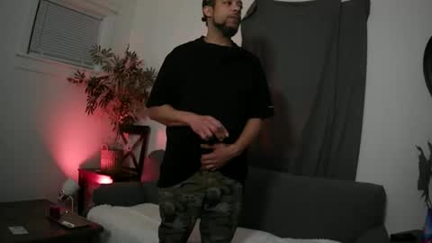 Snapshot of gregnice313 chatting on February 1, 6:01 am NICE and sometimes Savvy online show from February 1, 6:01 am