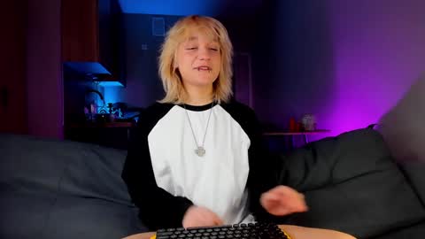 Snapshot of gregory_byyrd chatting on January 10, 5:26 am Greg-independent model online show from January 10, 5:26 am