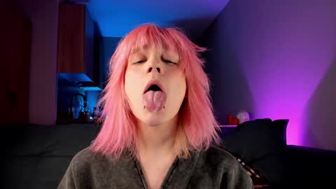 Snapshot of gregory_byyrd chatting on January 16, 8:46 pm Greg-independent model online show from January 16, 8:46 pm