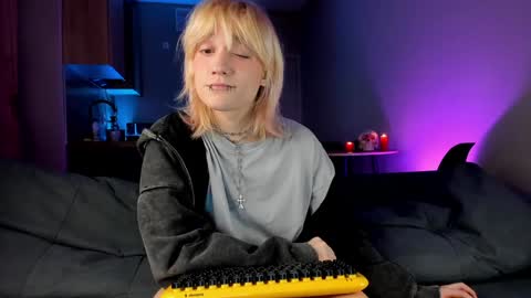 Snapshot of gregory_byyrd chatting on January 31, 6:57 pm Greg-independent model online show from January 31, 6:57 pm