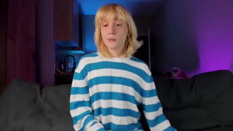 Snapshot of gregory_byyrd chatting on March 8, 7:31 pm Greg-independent model online show from March 8, 7:31 pm