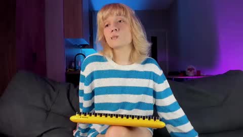 Snapshot of gregory_byyrd chatting on March 11, 7:36 pm Greg-independent model online show from March 11, 7:36 pm