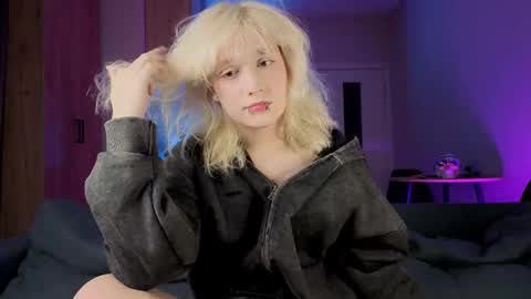 Snapshot of gregory_byyrd chatting on September 19, 9:26 pm Greg-independent model online show from September 19, 9:26 pm