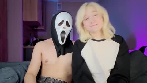 Snapshot of gregory_byyrd chatting on October 12, 7:24 pm Greg-independent model online show from October 12, 7:24 pm