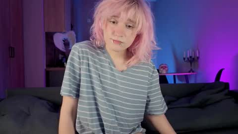 Snapshot of gregory_byyrd chatting on February 28, 9:16 pm Greg-independent model online show from February 28, 9:16 pm