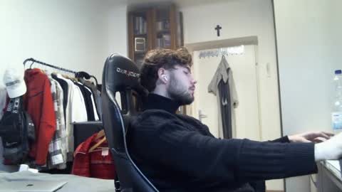 Snapshot of grejto0 chatting on December 26, 2:37 pm grejto0 online show from December 26, 2:37 pm