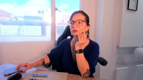 Snapshot of greta_borbon chatting on June 25, 1:59 pm Greta online show from June 25, 1:59 pm