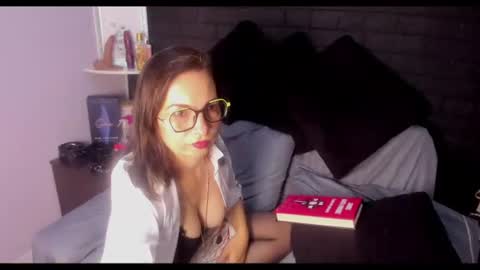Snapshot of greta_borbon chatting on July 25, 11:41 am Greta online show from July 25, 11:41 am