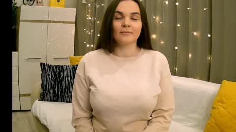 GretaGrant online show from January 3, 11:12 pm