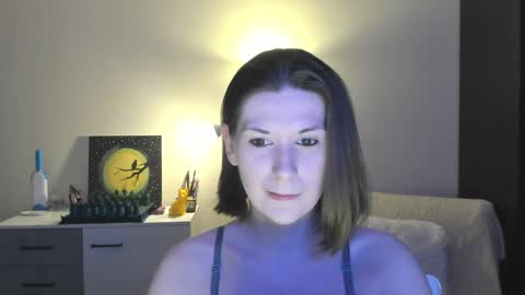 Snapshot of gretamiln chatting on December 1, 4:29 pm Greta online show from December 1, 4:29 pm