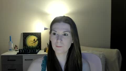 Snapshot of gretamiln chatting on June 18, 9:08 pm Greta online show from June 18, 9:08 pm