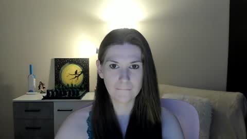 Snapshot of gretamiln chatting on June 29, 9:04 pm Greta online show from June 29, 9:04 pm