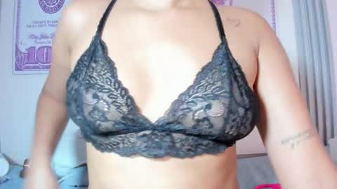 gretta_diaz online show from January 5, 5:27 pm