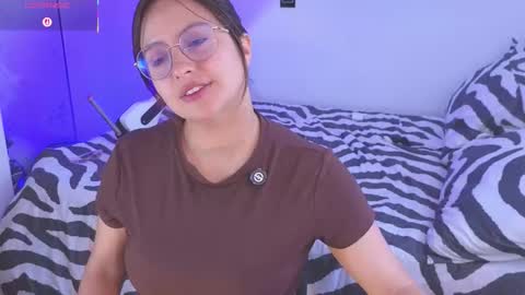 Jenny online show from February 11, 2:44 pm