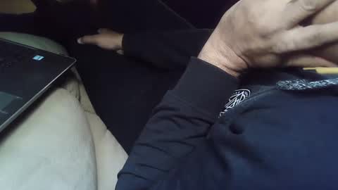 Snapshot of grey_stud chatting on December 18, 5:26 am Grey Stud online show from December 18, 5:26 am